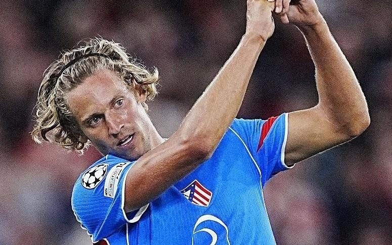 略伦特欧冠做客安菲尔德已打入3球，仅次于本泽马