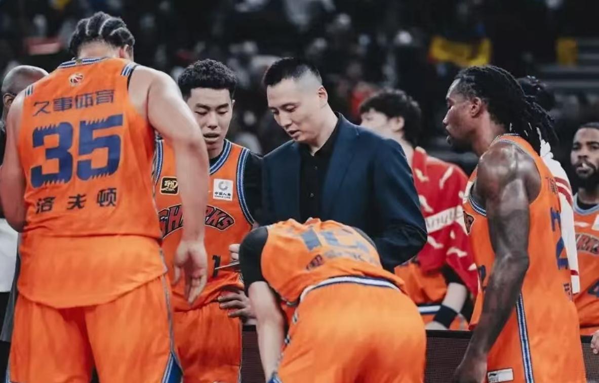 曝上海男篮接触NBA冠军后卫，欧锦赛
