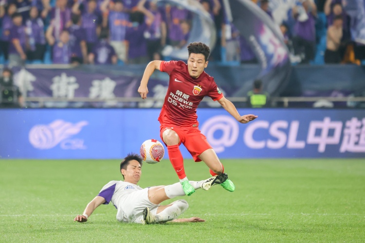 东体：海港球员明天对阵津门虎无需回避武磊有望5月回到比赛计划
