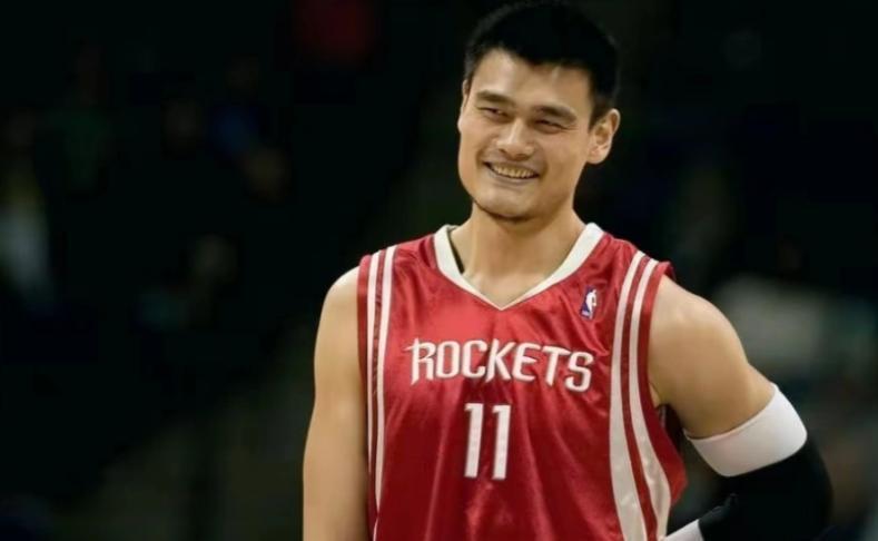 姚明开始从NBA领退休金了,效力3年+