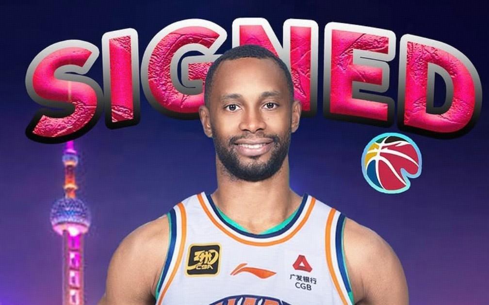 媒体人：前辽篮冠军外援凯尔弗格将加