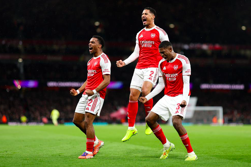 31！阿森纳欧冠五连胜拜仁不败金身告破两替补破门塔帅神换人