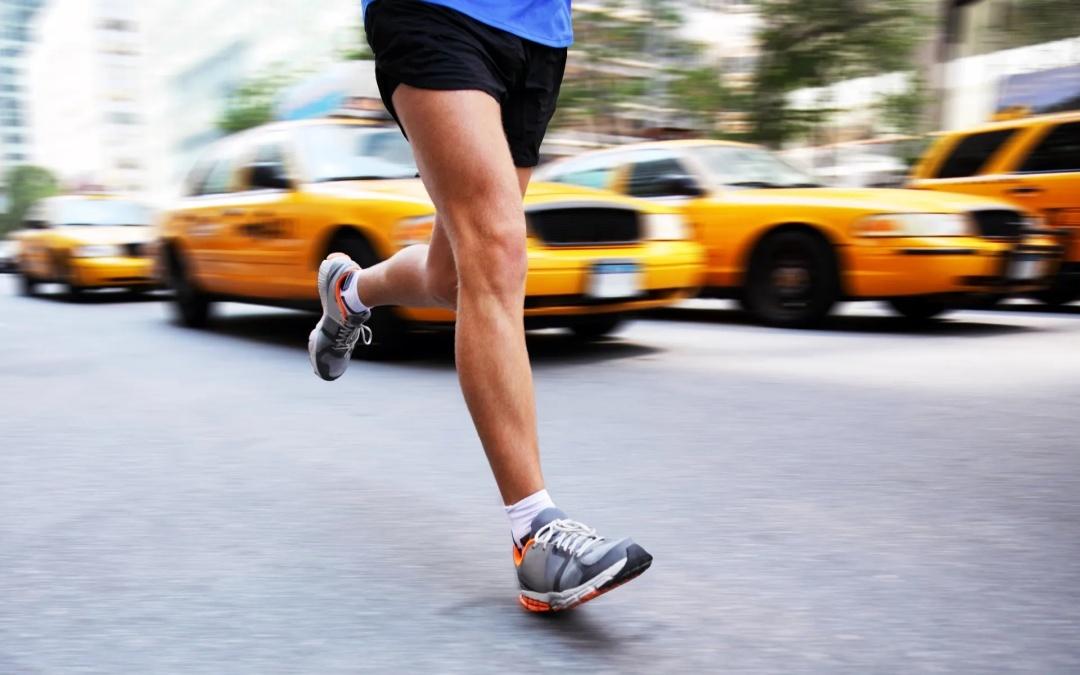 《纽约客》丨如何支持你那些跑马拉