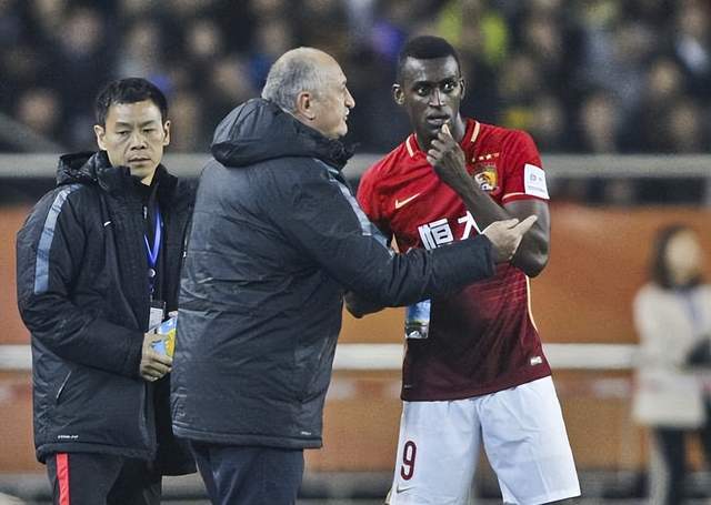 中超“最大水货”退役4年后复出：恒大曾为他支付7亿元！