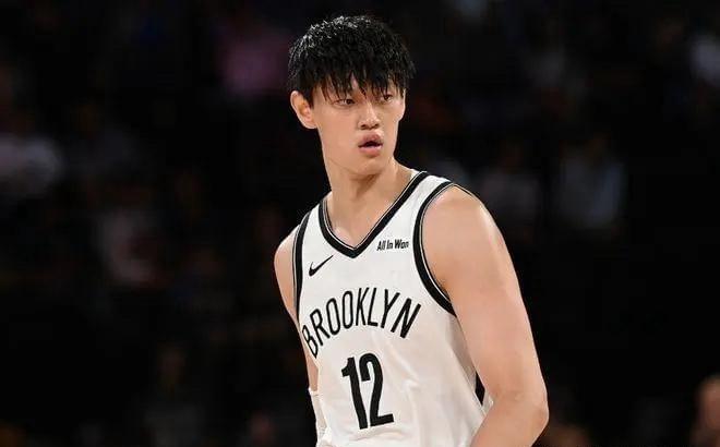 无情无义,篮网正式裁掉曾凡博,骗门票太过分,CBA迎锋线之王