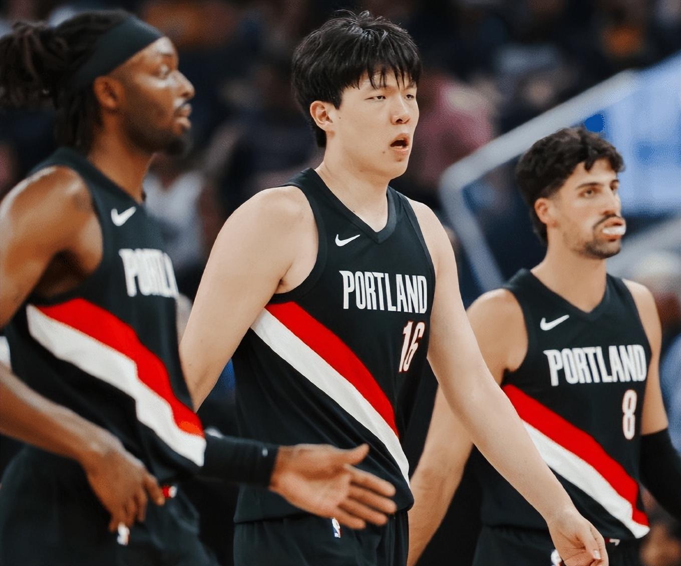 4年8200万！4年9000万！杨瀚森队友降薪续约，开拓者18人名单出炉