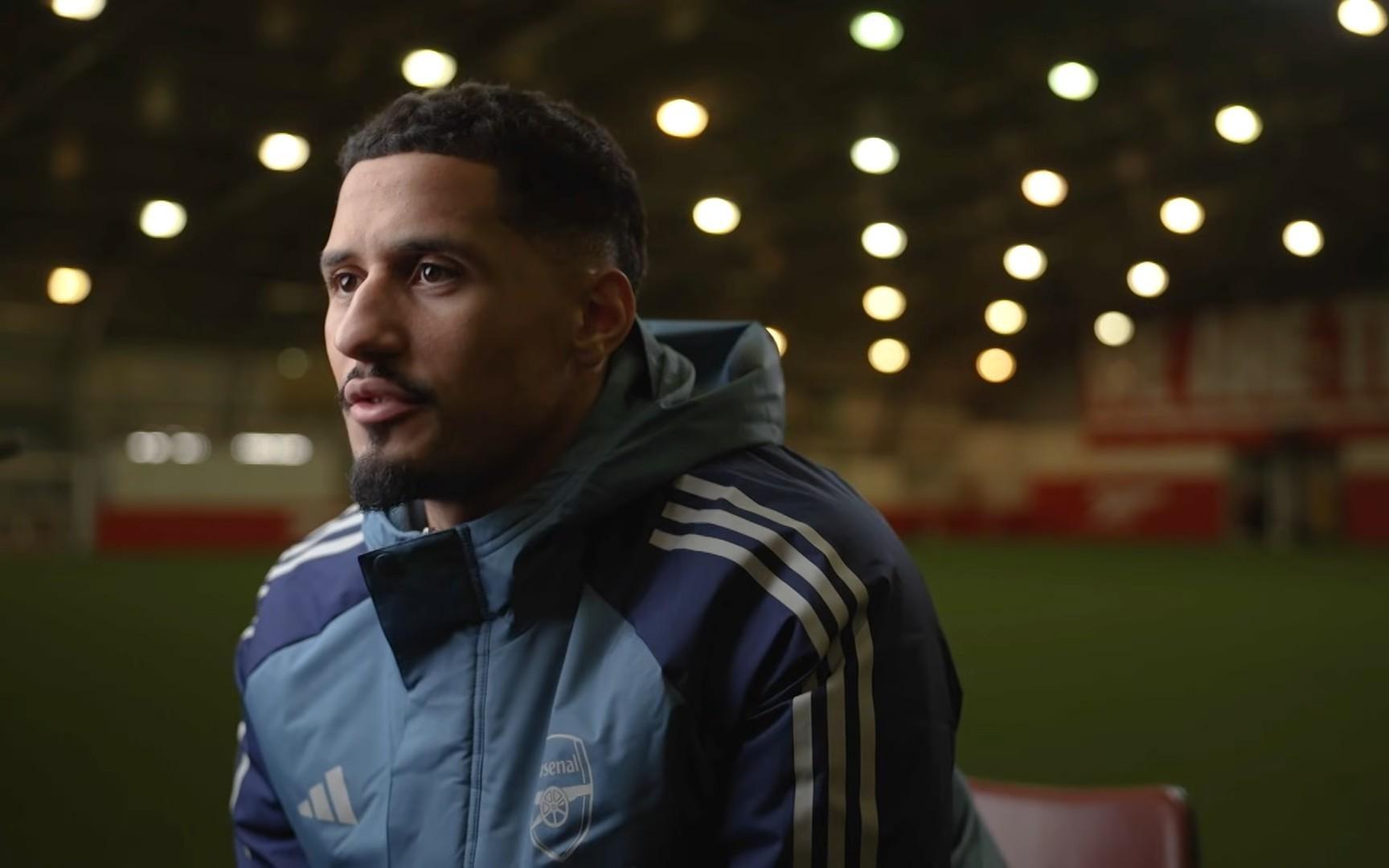 萨利巴：海因策为我们带来了活力，训练中他总是很大声说话