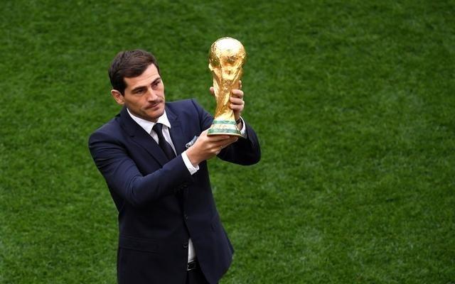 卡西利亚斯：争议总是会存在，每当有对皇马有利的判罚时就会出现