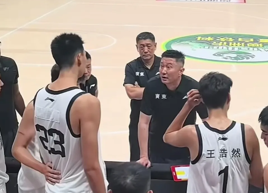 “球圈赵探长”：2米26徐昕，向广东队申请交易