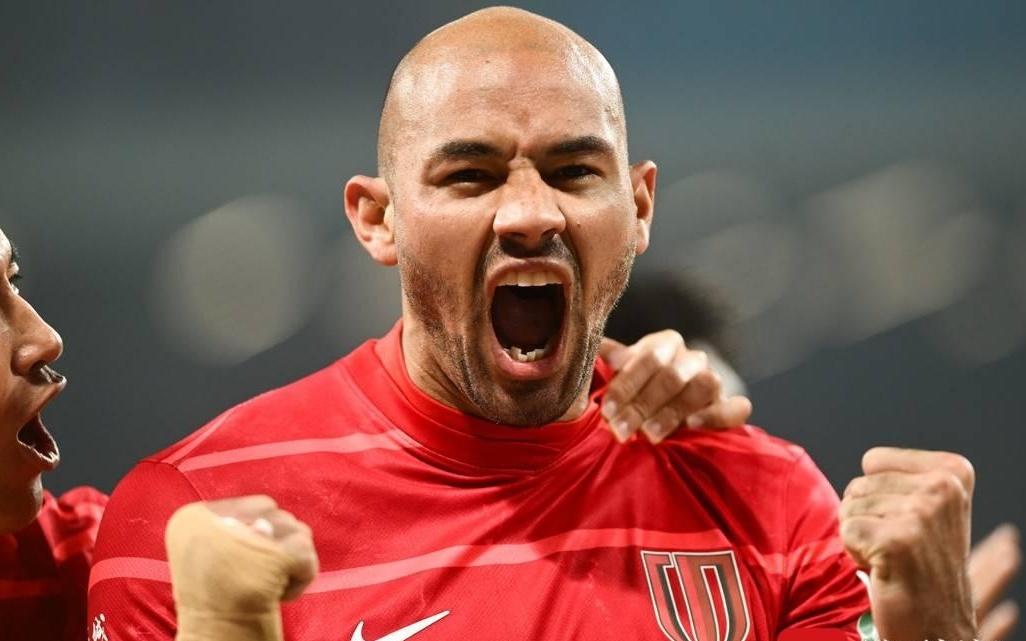 成都蓉城的2025：一度登顶，遗憾收官封