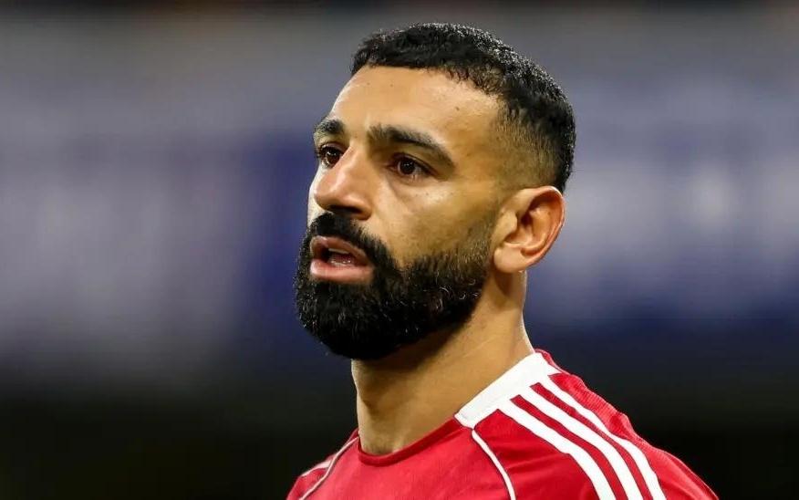 鲁尼锐评萨拉赫:他的工作态度值得质疑,可能是时候去中路了