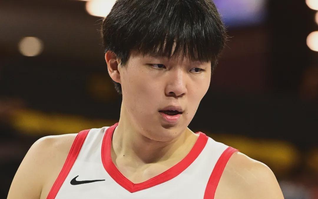 WOC！被三分绝杀！杨瀚森背靠背11+7+4+1...