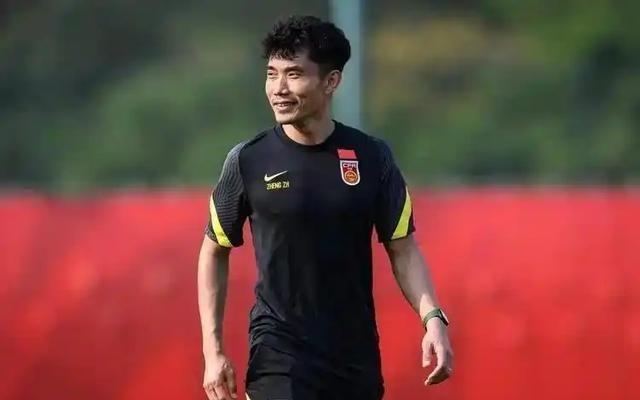 中超前国脚郑智接近青岛西海岸帅位