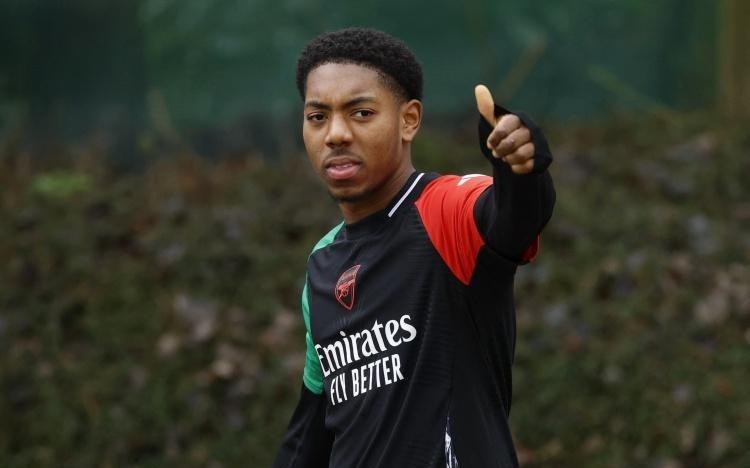 一日英超动向：斯洛特成下课“热门选