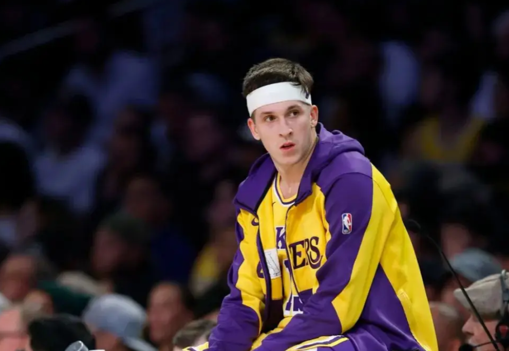 狂砍51+11,历史首人！从落选秀打成二