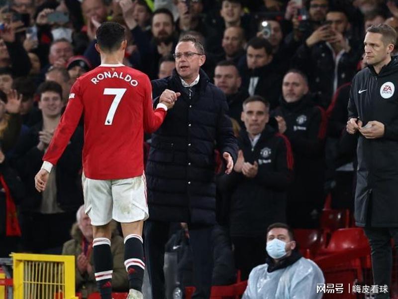 C罗看错人！曼联弃帅，曾力压法国荷兰，