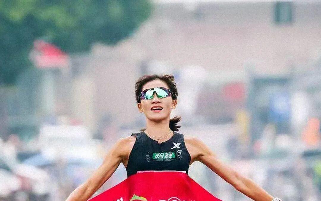黄菲马拉松女子10月奖金王