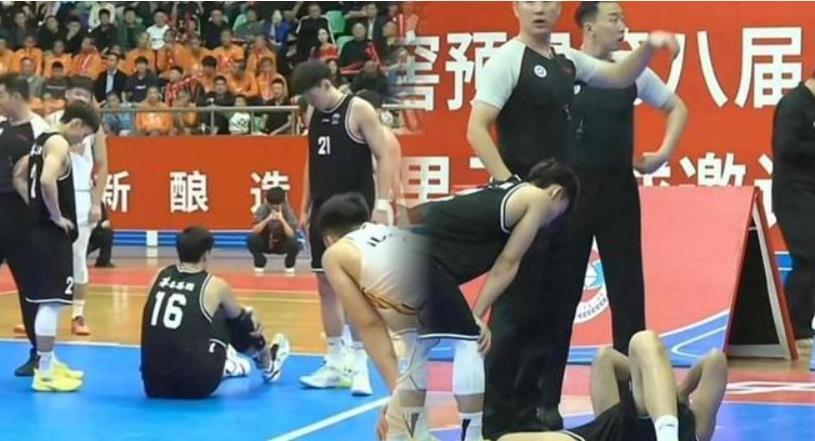 焦泊乔热身赛再受伤广东队追求萨姆纳失败，补强内线更重要