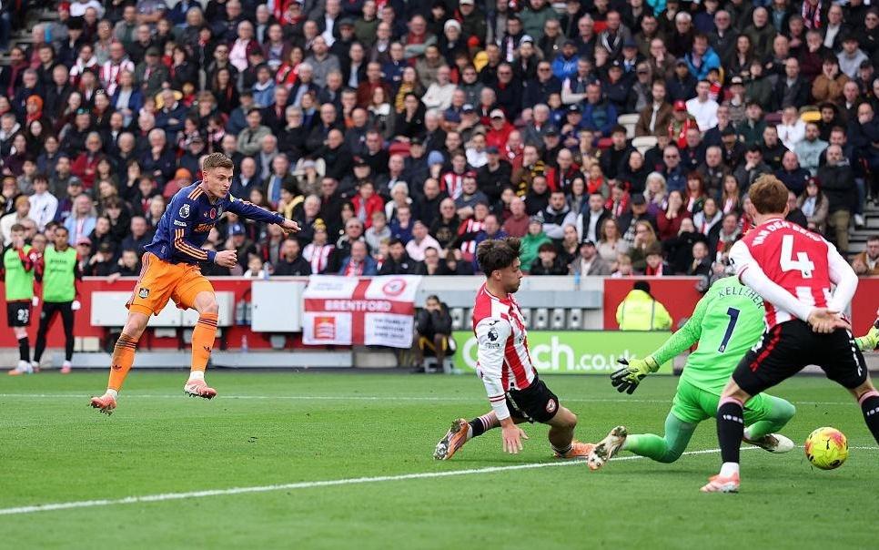 里程碑，纽卡前锋哈维巴恩斯英超生涯