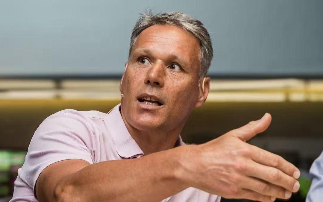 范巴斯滕批西甲赴美比赛：扭曲联赛的闹剧，剥夺主队优势