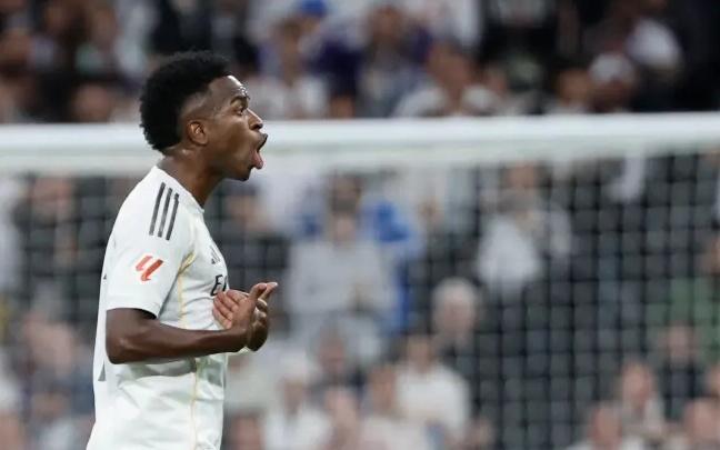 5亿人围观内讧！维尼修斯为何失态阿隆索不惯着，主力位置不保