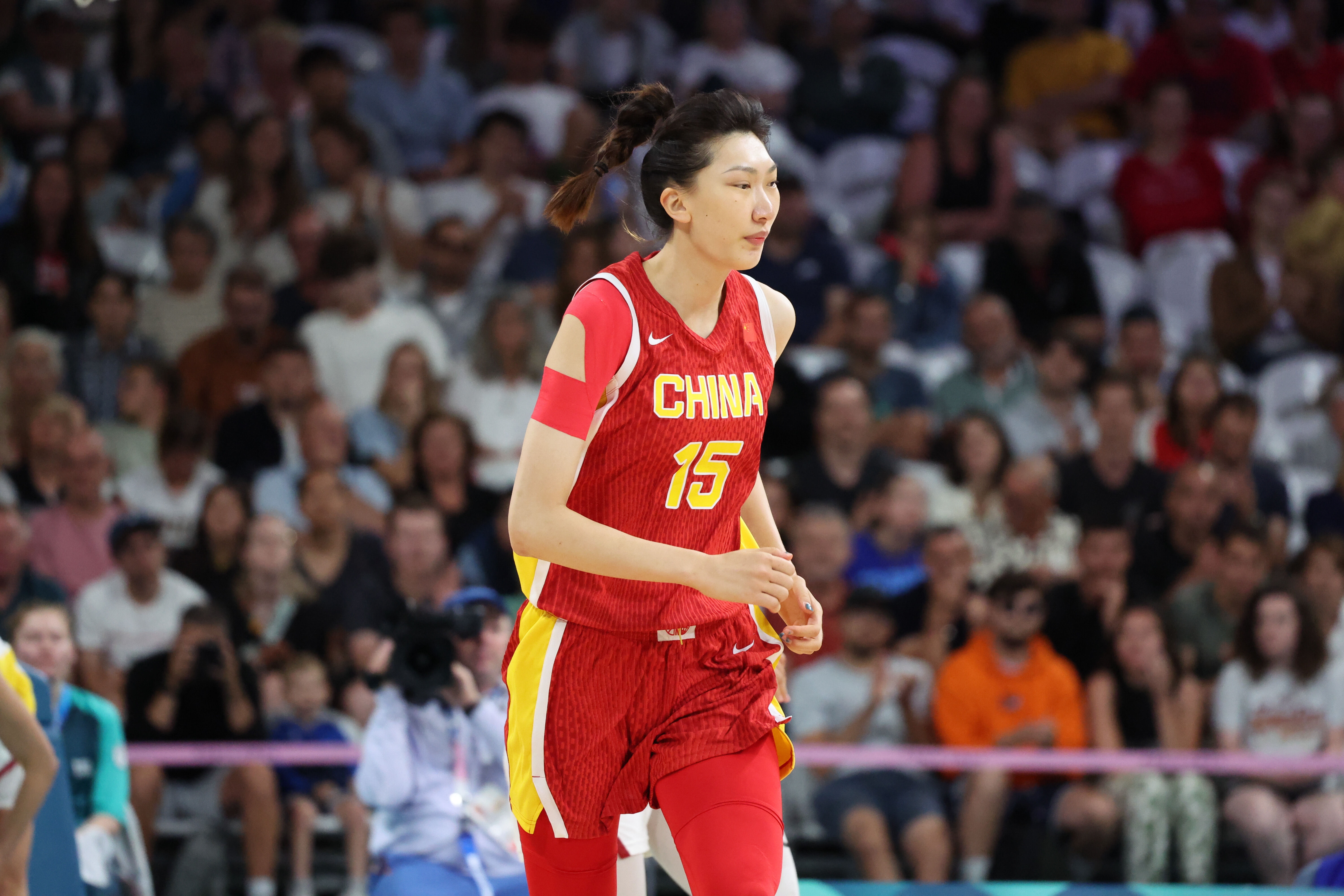 碾压之势！中国女篮首节207净胜波黑女篮13分182结束首节