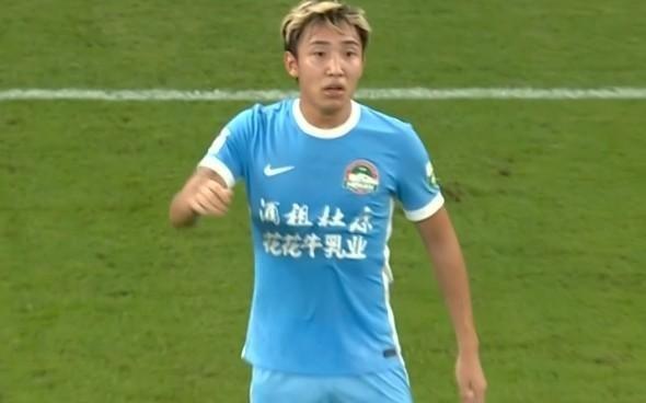 里程碑，河南队中场黄锐烽已在中国顶级联赛出场100次
