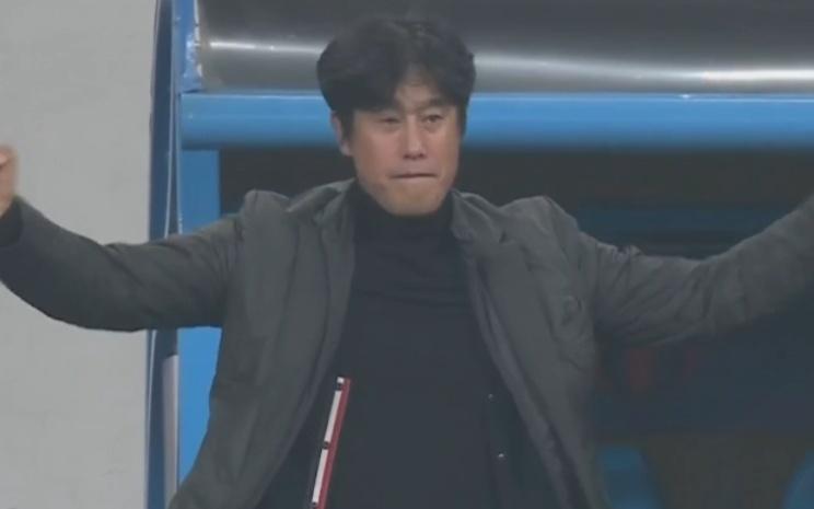 成都蓉城破亚冠56天球荒！周定洋造点，费利佩破门，徐正源狂喜