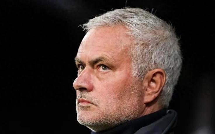 03!穆里尼奥再遭打击,本菲卡在欧冠已是三连败