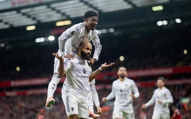 阿马德：我和姆伯莫在场上有默契，在场下我们关系也很好