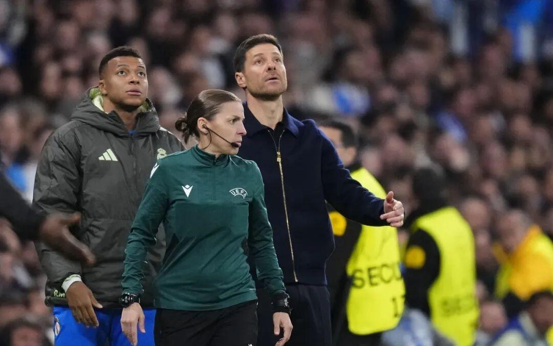 欧冠被曼城逆转！德甲不败将军在皇马的日子可能到头了......