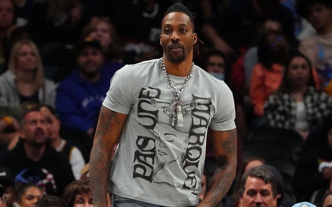 NBA名宿德怀特霍华德将自己的球场