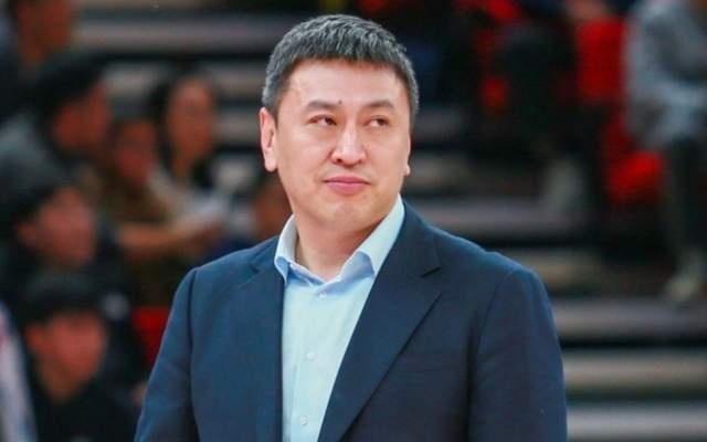 联赛还没打，有人下课了曝CBA下课第一人诞生，辽篮名宿将接手