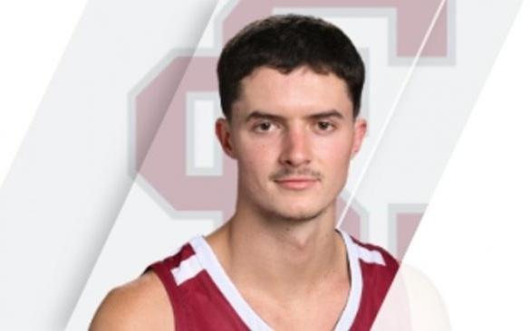 美记：鹈鹕先签后裁了前锋球员约翰尼奥尼尔