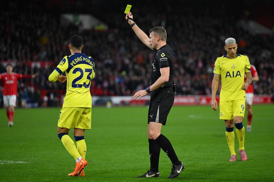 英超综述：曼城5连胜紧咬阿森纳黑马9