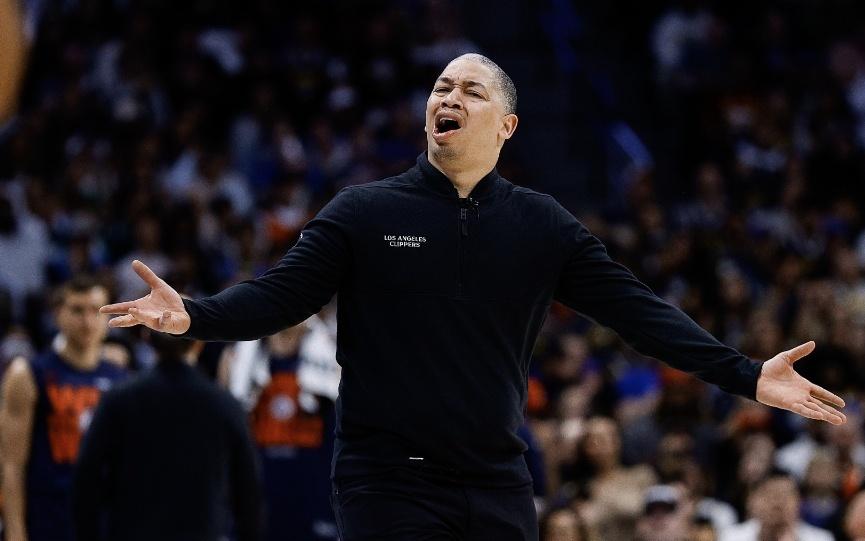 这还扬帆快船首节狂输24分！六巨头12