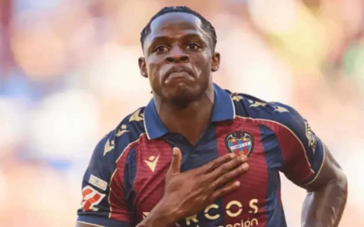 莫雷托：四五家英超中游俱乐部想引进