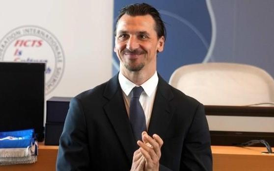伊布：最想为弗格森和克洛普踢球希望2026年世界杯巴西夺冠