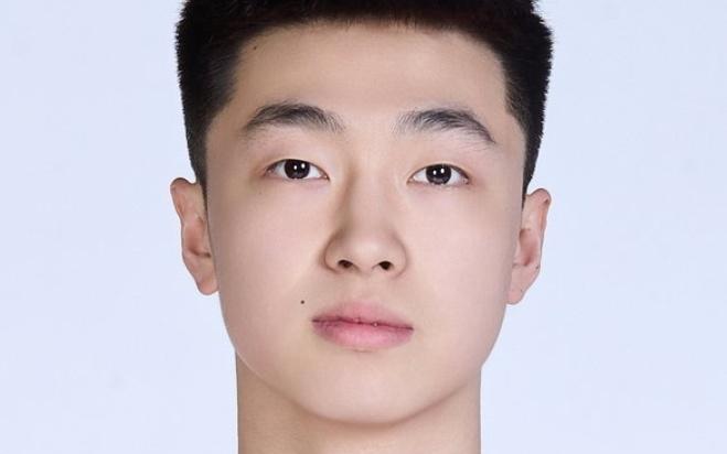 塞翁失马这样用杨鸣宴请群殴涉事球员用行动表达对篮协不满