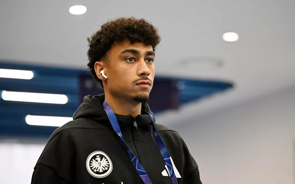 图片报：曼联、曼城&阿森纳在关注法兰克福后卫纳撒尼尔布朗