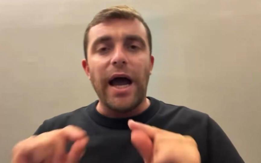 罗马诺：阿莫林坚持要留下梅努和齐尔克泽，接下来比赛会变多