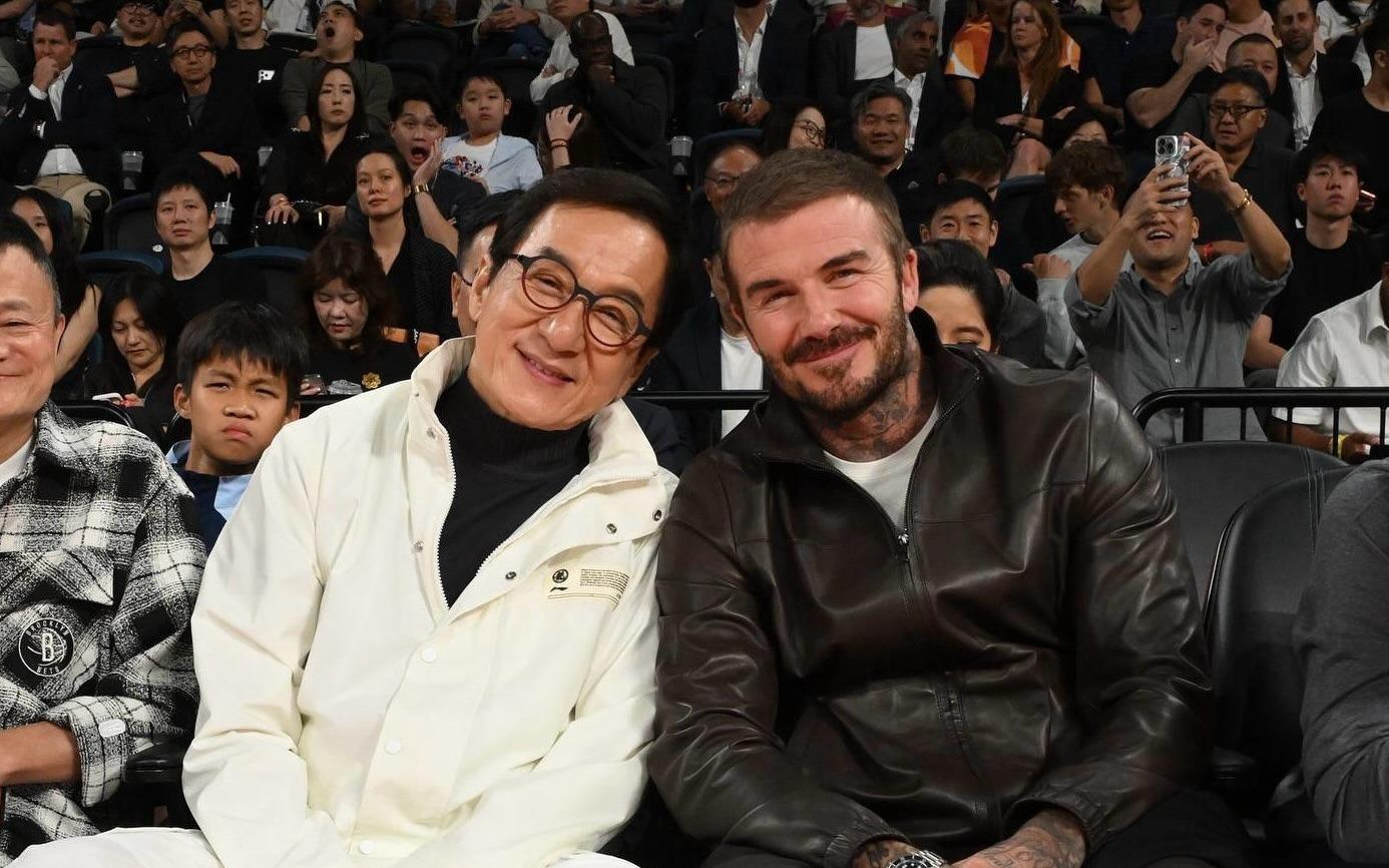 贝克汉姆社媒晒与成龙&姚明&奥尼尔合影：与三位传奇会面