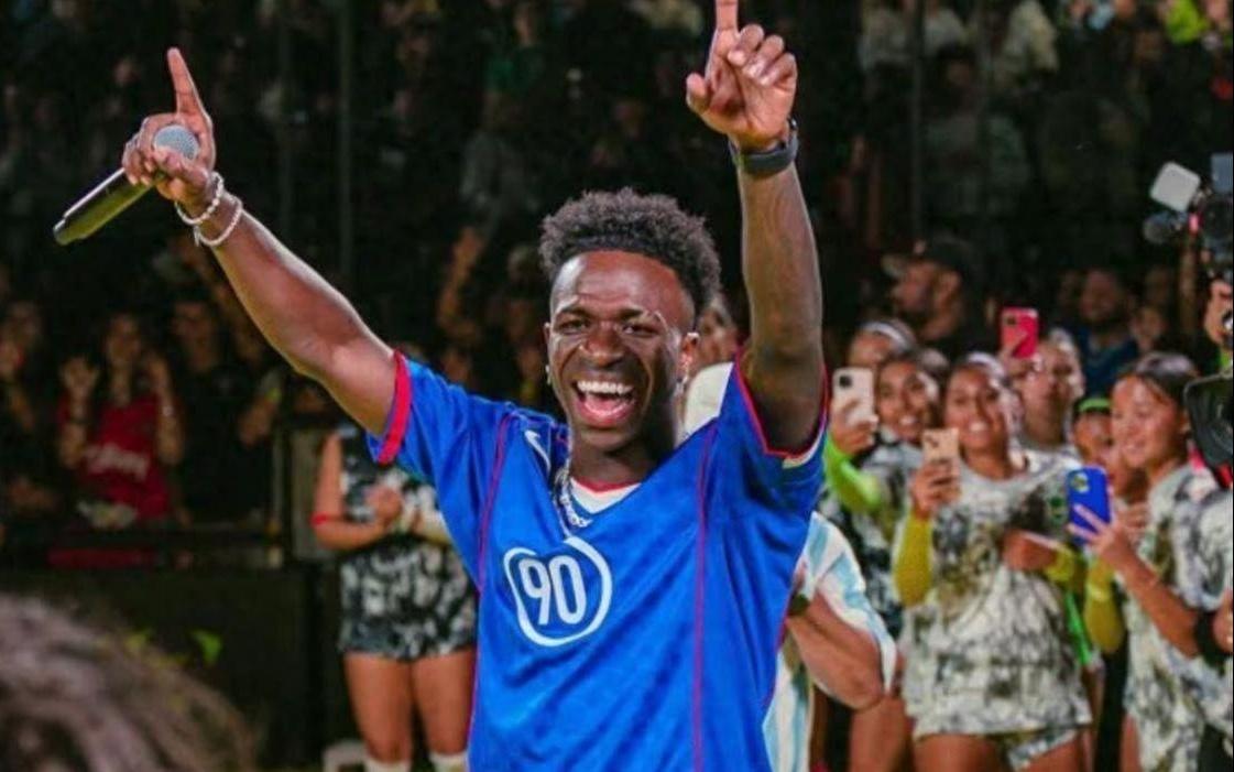 在全球俱乐部都设立工资帽，勒沃库森