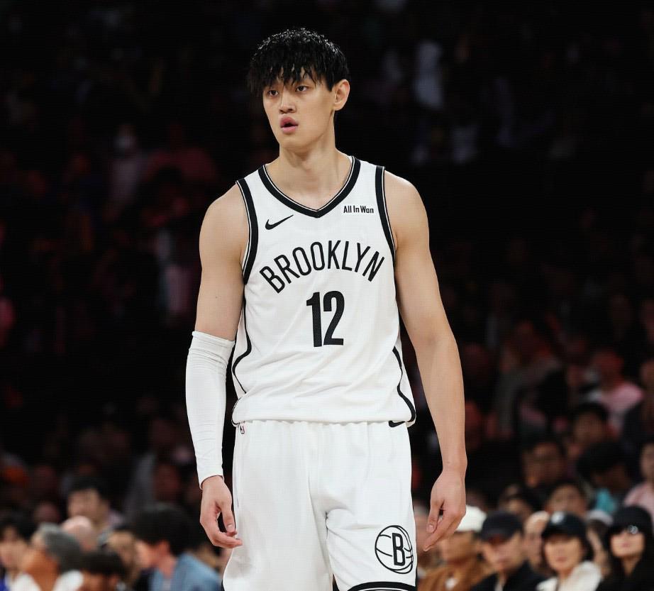 NBA中国赛次战,曾凡博未能获得登场机会