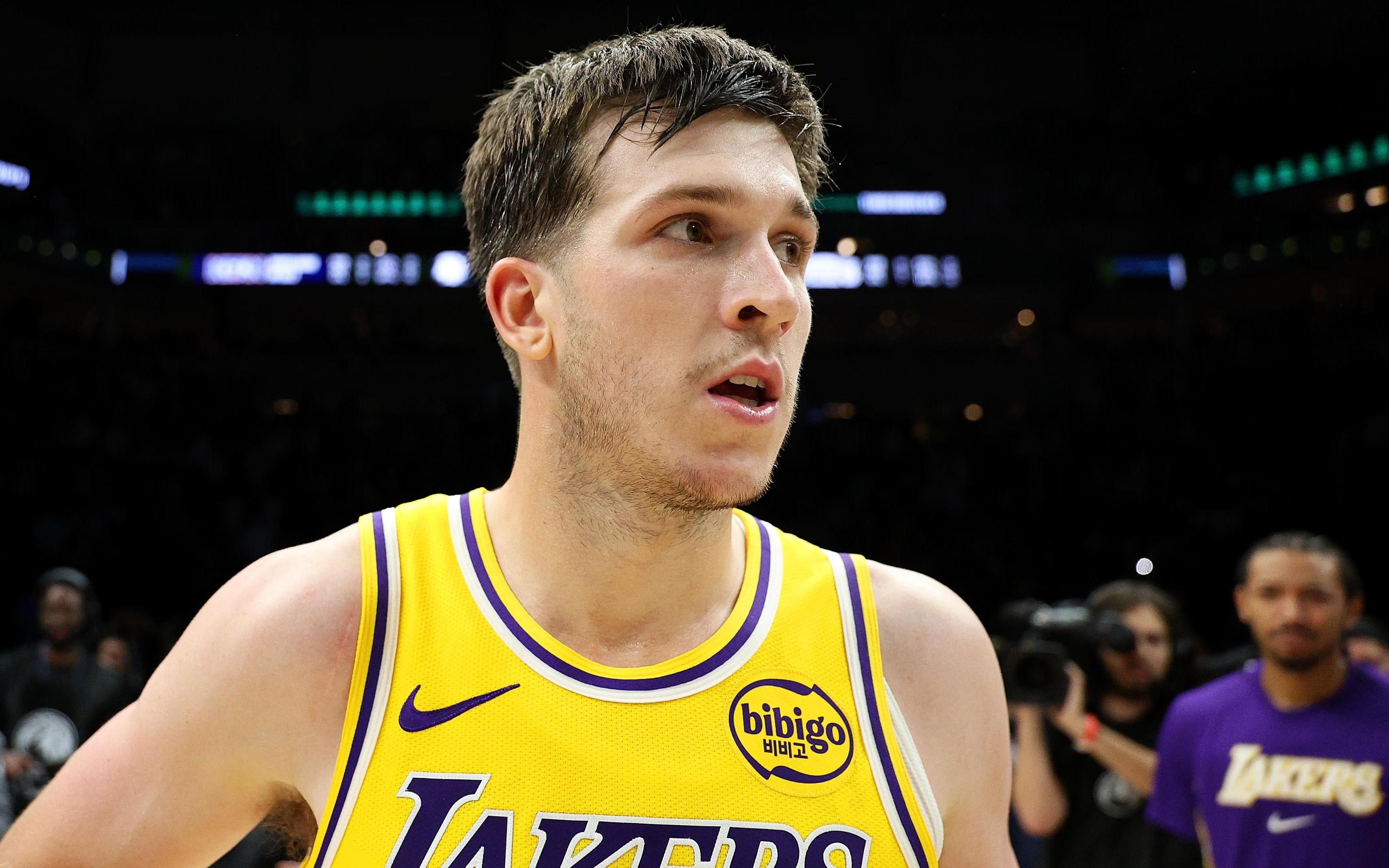 明年合同到期，记者：多队紧盯里夫斯，但他和湖人想继续合作