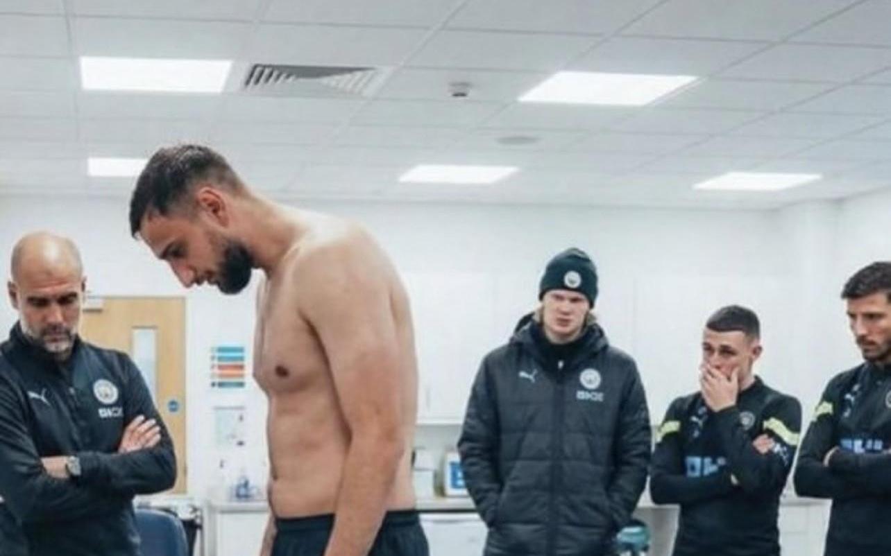 多纳鲁马晒称重照片，哈兰德打趣他：现