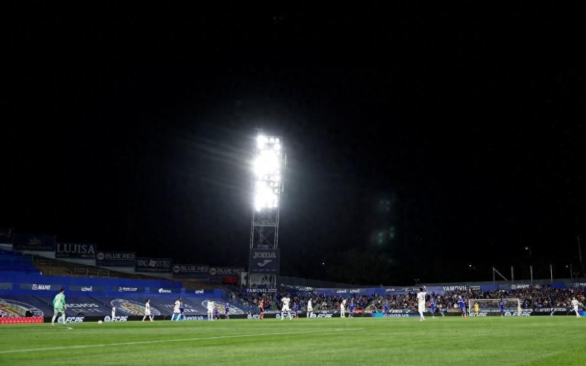 皇马与赫塔菲联手抗议“迈阿密计划”：球员们静止12秒