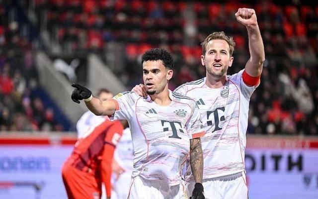 早知道巴萨拜仁均以胜利结束2025最