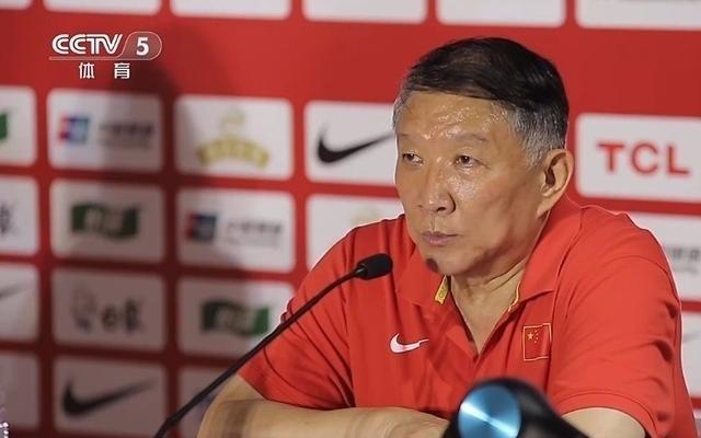 媒体人：宫鲁鸣被水军编造谣言黑了好几次，不知道是谁这么有钱