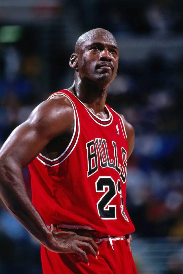 NBA传奇球星，科比20年生涯一共当了几年联盟第一人?